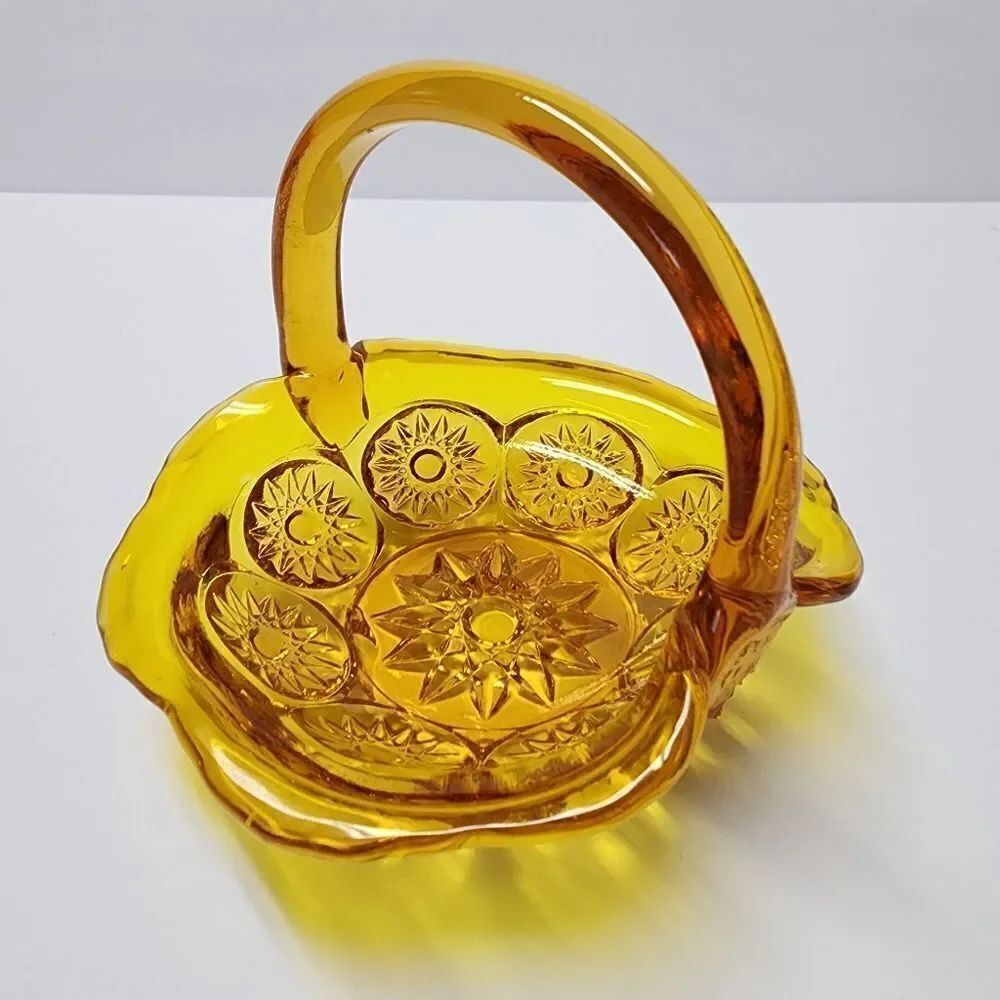 Vintage Indiana Glass Gold Starburst Pattern Small Basket